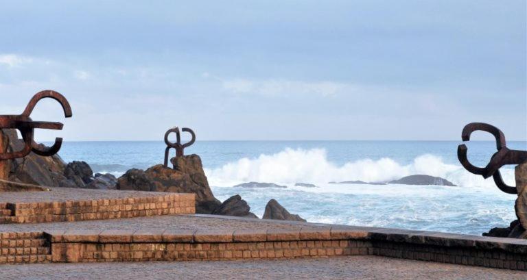 Beautiful Apartment Ondarreta Beach San Sebastian Buitenkant foto